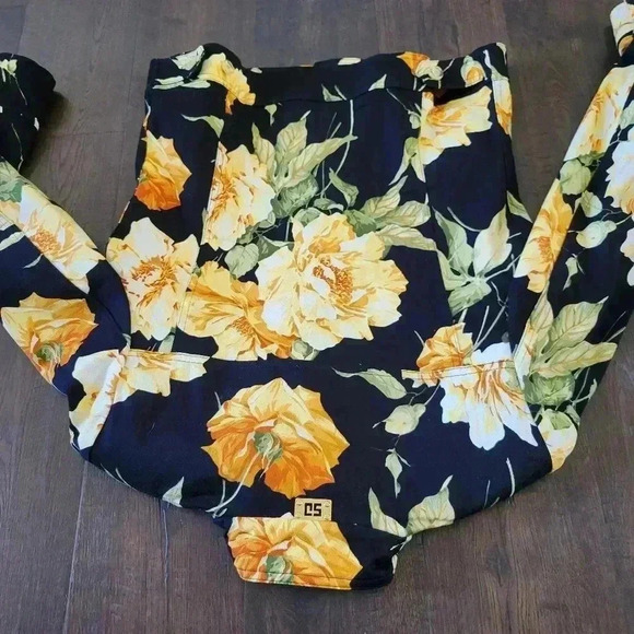 ST. JOHN Sport Tropical Floral Print Jacket Button Up Coat Size S - Picture 5 of 6